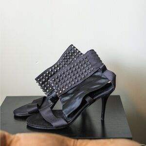 NWOT Women's size 9.5 - Real Leather Italian Stilettos with Studded Ankle Cuff